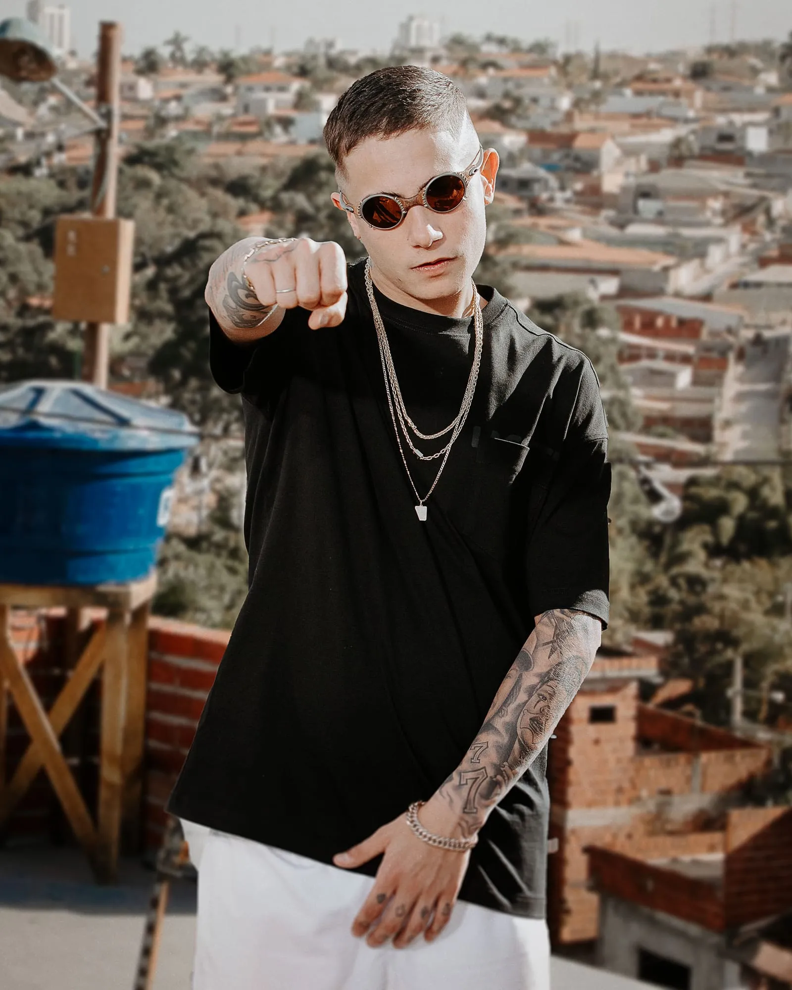 Retrato — Tribo da Periferia